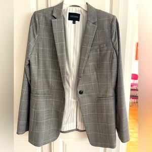 Banana Republic long and lean gray blazer!